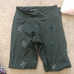 Jessica Simpson workout leggings